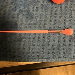 Morphe highlight brush